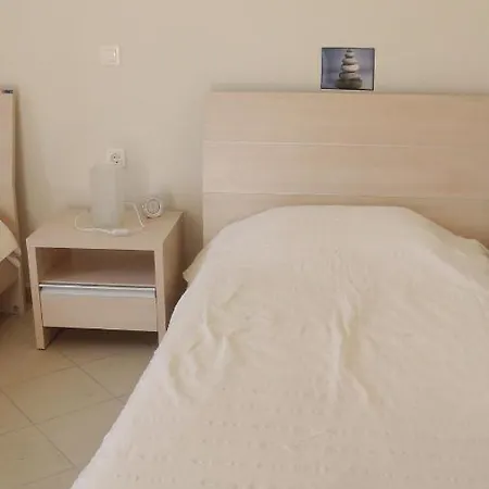 Chic Villa In Kalymnos + Mountain View וילה