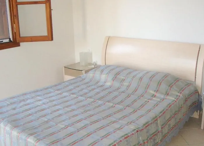 Chic Villa In Kalymnos + Mountain View 别墅 Vathis